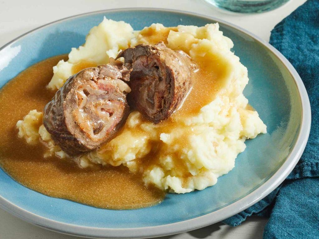 Rouladen with Mashed Potatoes