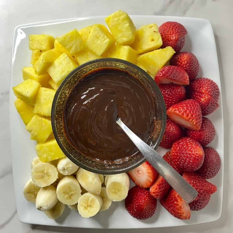 Ruby Chocolate Fondue with Assorted Fruits