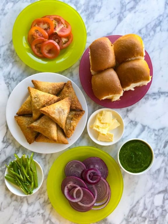 Samosa Sliders with Mint Chutney