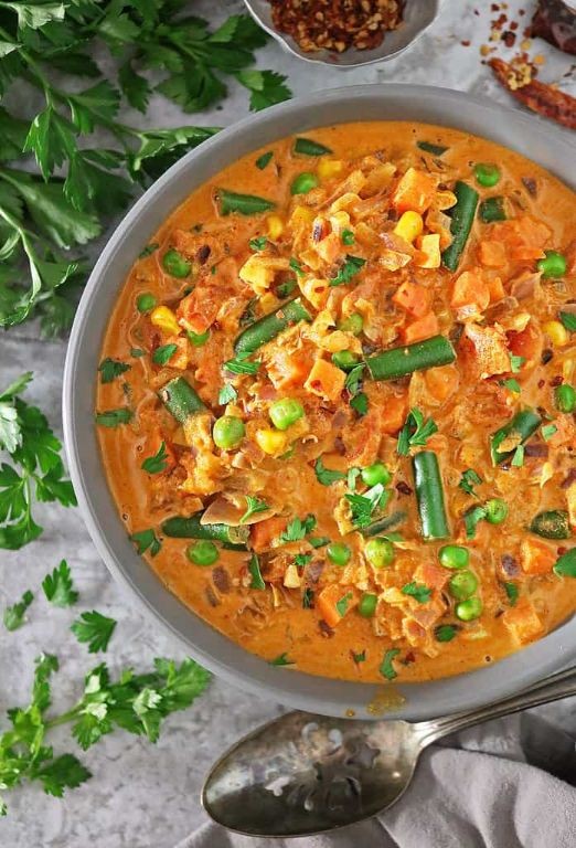 Savory canned mixed vegetable curry