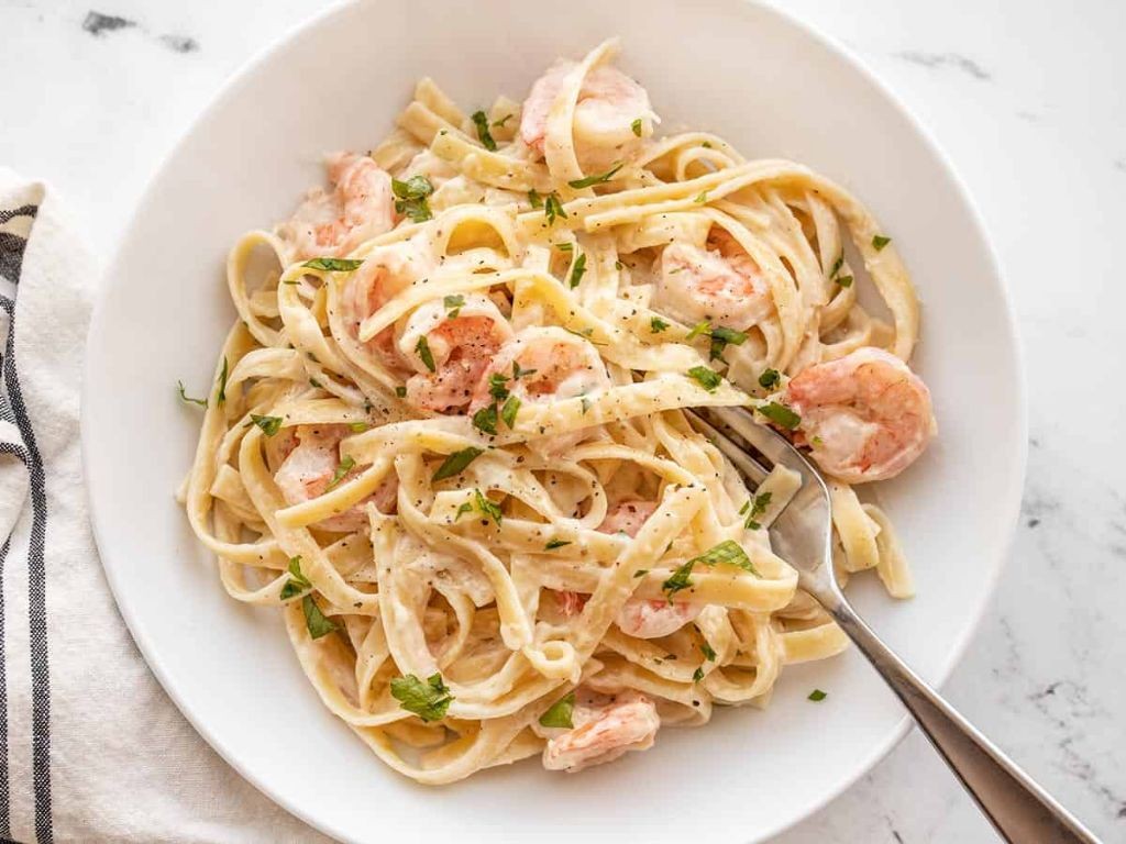 Seafood Alfredo Pasta