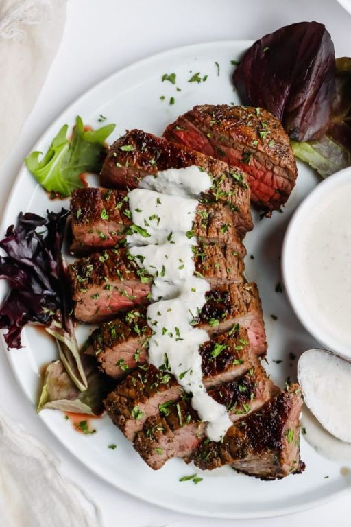 Sirloin Steak with Creamy Horseradish Sauce