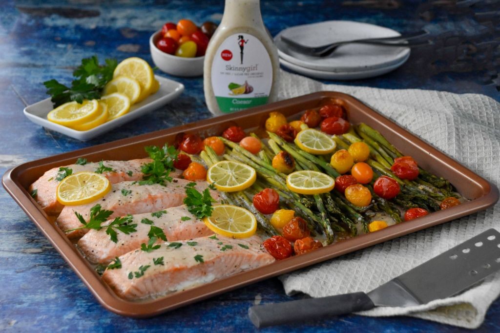 Skinny Girl Baked Salmon with Asparagus