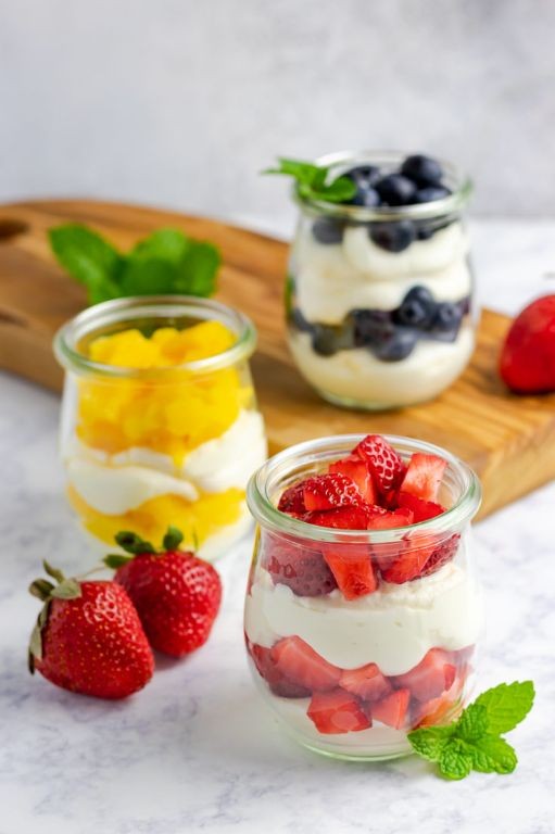 Skinny Girl Greek Yogurt Parfait