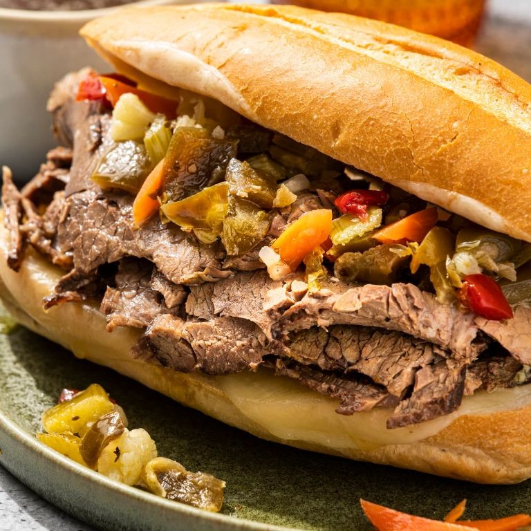 Slow Cooker Chicago-Style Beef Sandwich