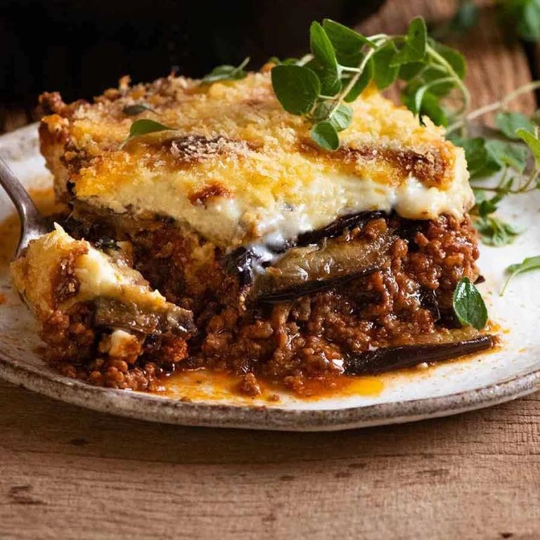 Slow Cooker Ground Beef and Eggplant Moussaka