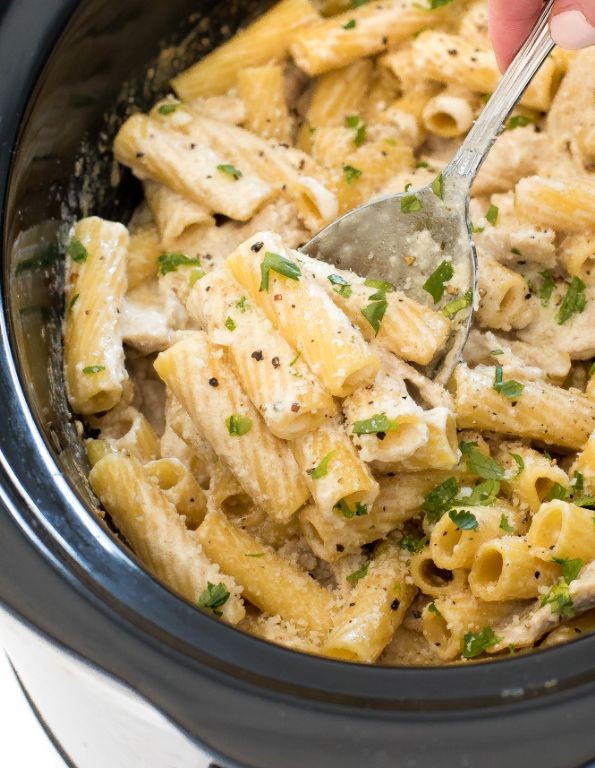 Slow Cooker Mini Pot Chicken Alfredo