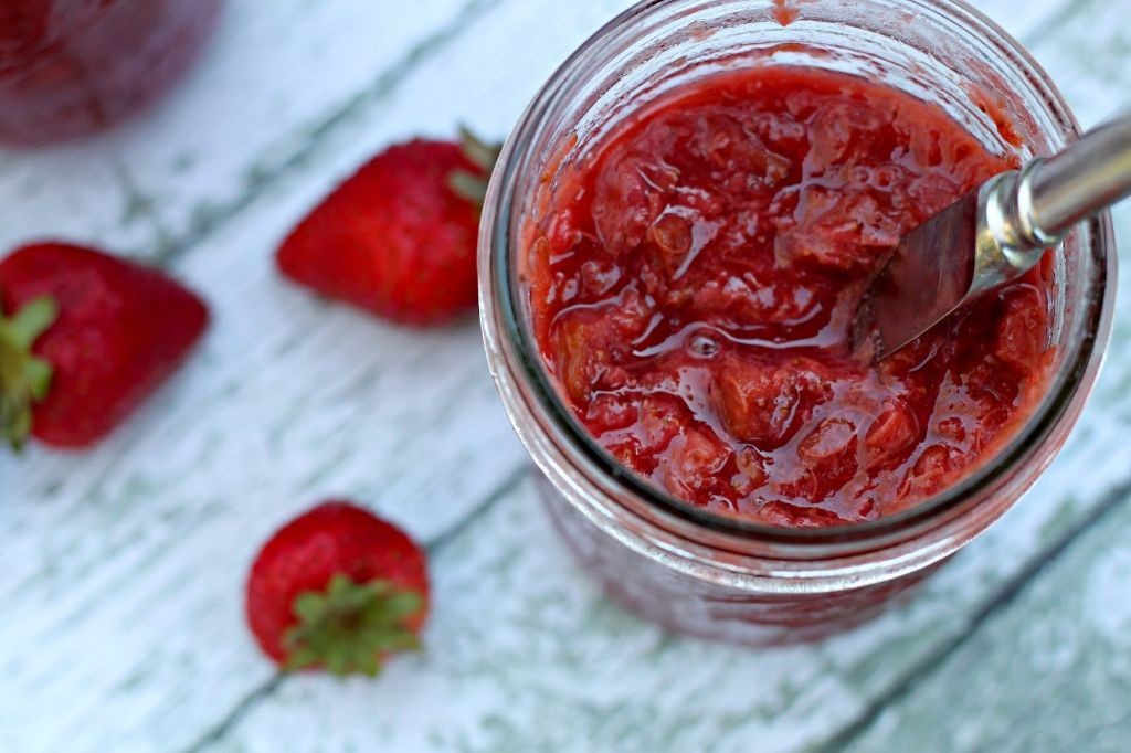 Slow Cooker Rhubarb Jam