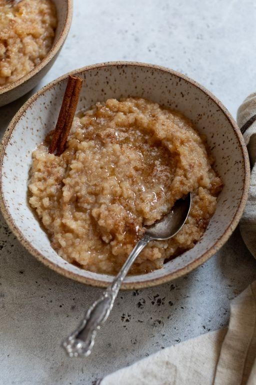 Slow Cooker Rice Pudding with Cinnamon