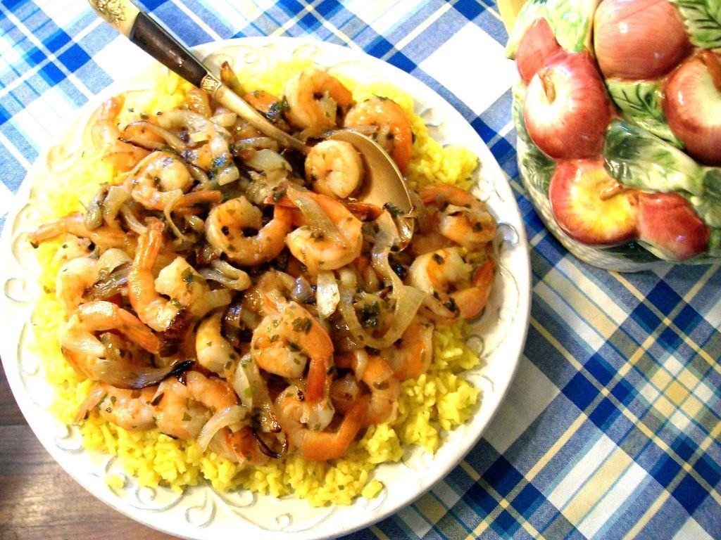 Slow Cooker Saffron Rice with Shrimp