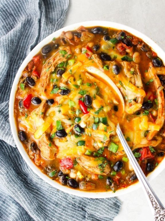 Smoked Chicken Chili with Black Beans