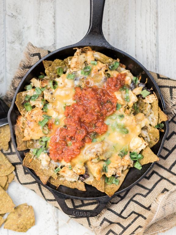 Smoked Chicken Nachos with Guacamole