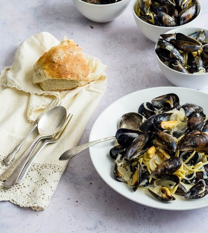 Smoked Mussels and Bacon Carbonara