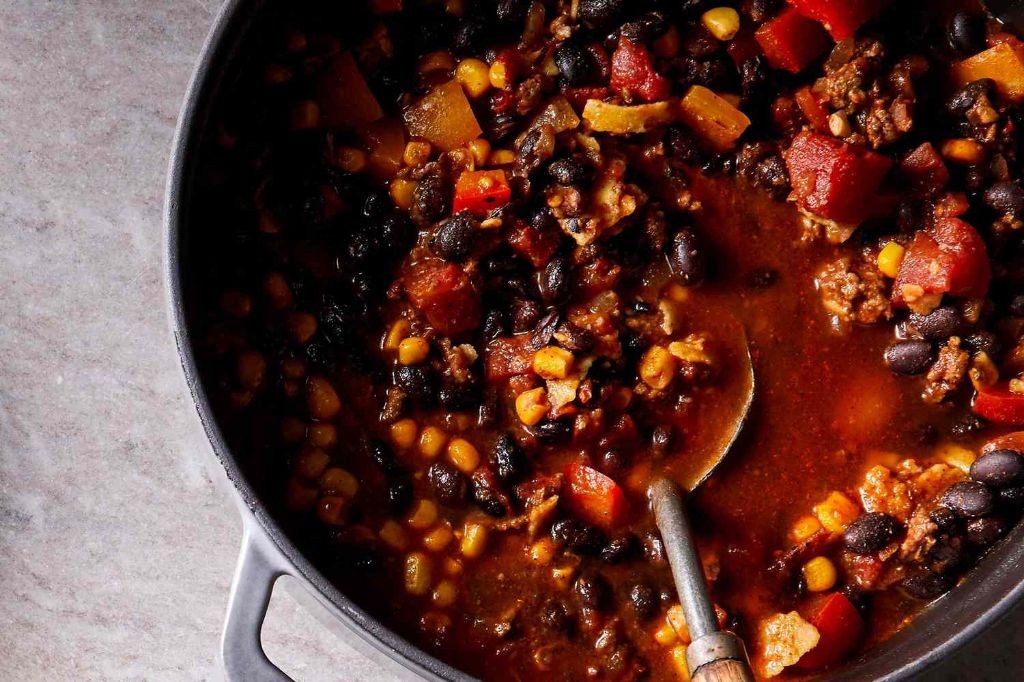 Smoky Canned Black Bean Chili