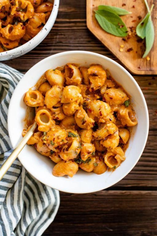 Smoky Paprika Butternut Squash Pasta Sauce