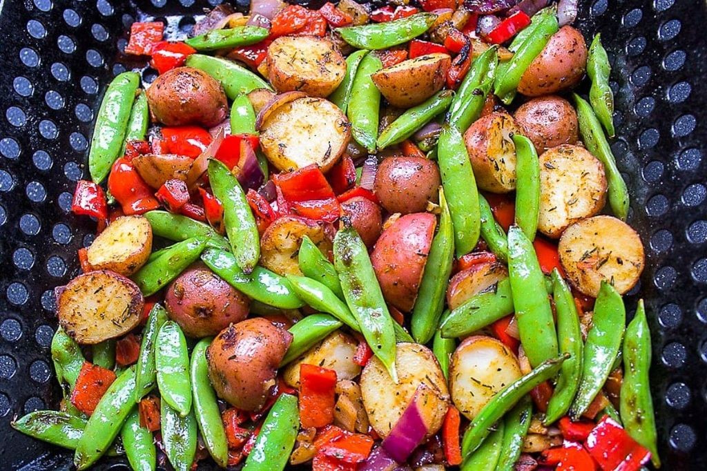 Smoky Ranch Potatoes and Green Beans Grill Basket