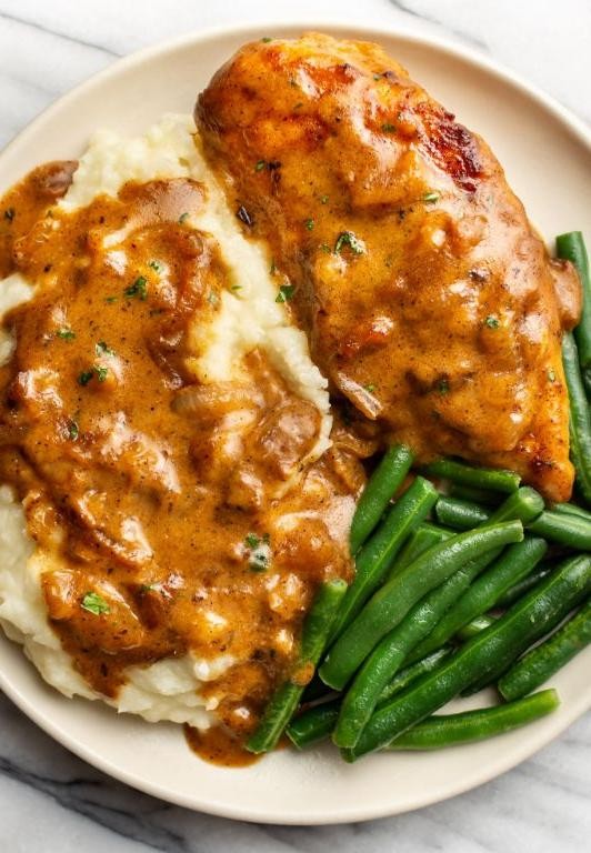 Smothered Chicken with Gravy