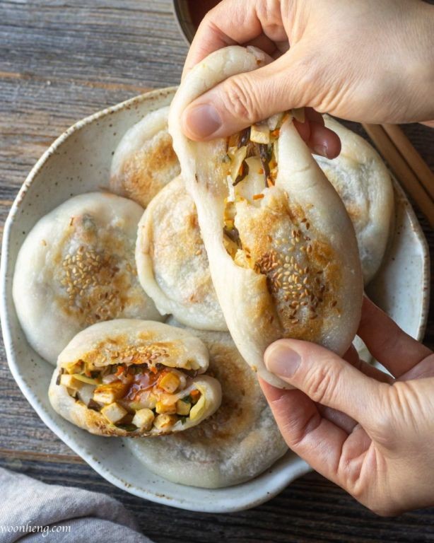Soft Glutinous Rice Flour Steamed Buns