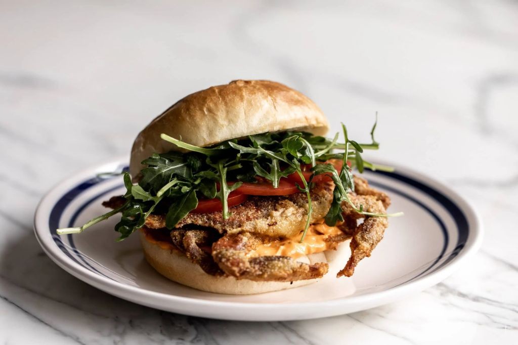 Soft Shell Crab Sandwich with Sriracha Mayo