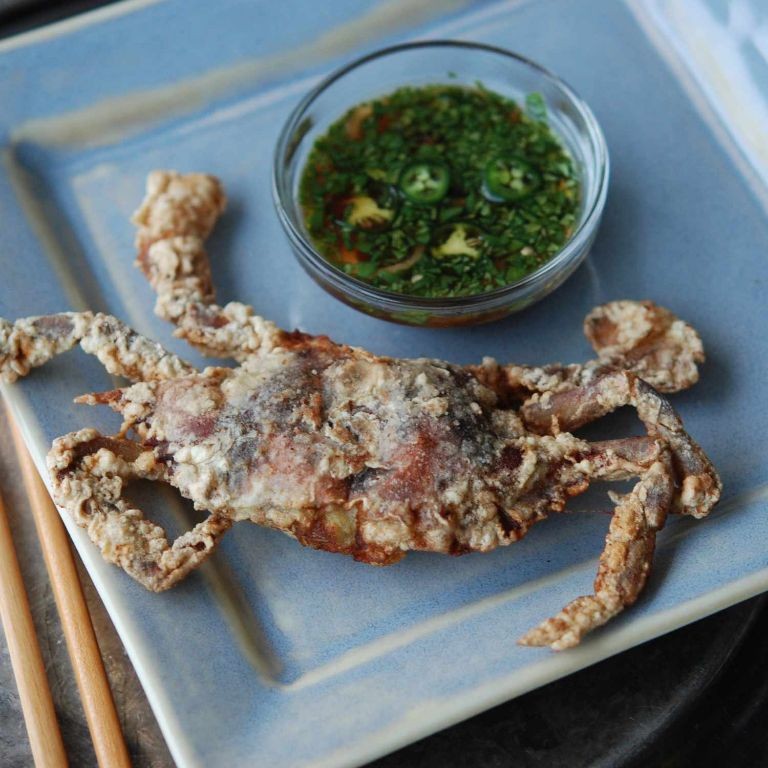 Soft Shell Crab Tempura with Dipping Sauce