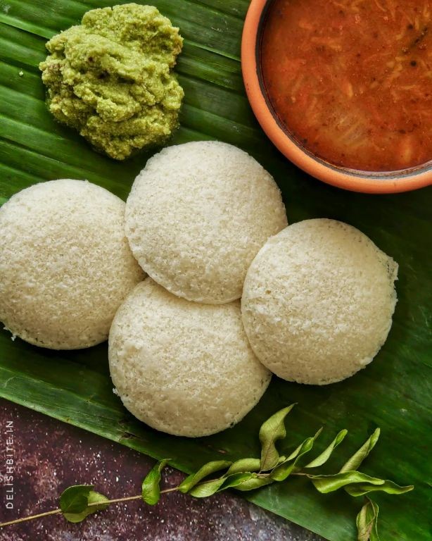 Soft and Fluffy Rava Idli
