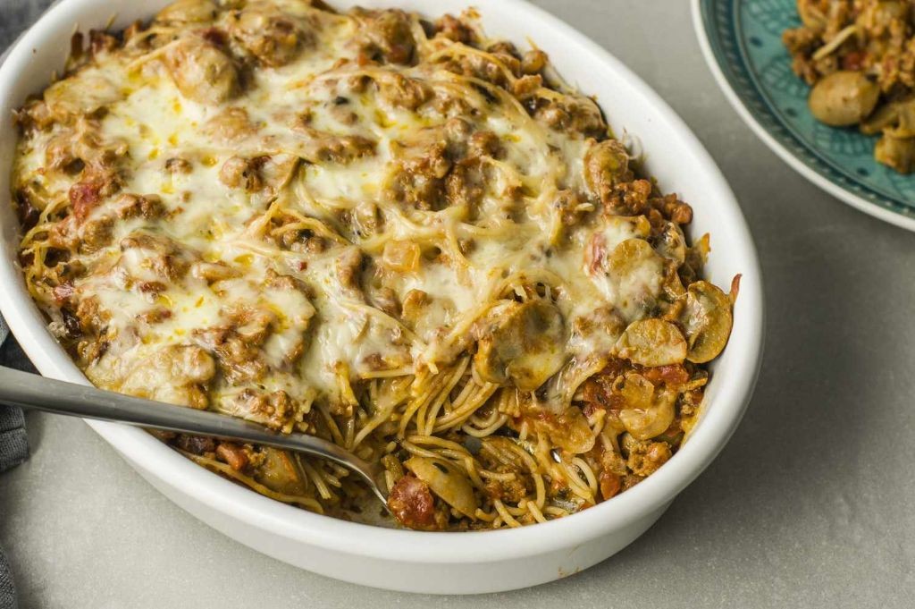 Spaghetti and Ground Beef Casserole