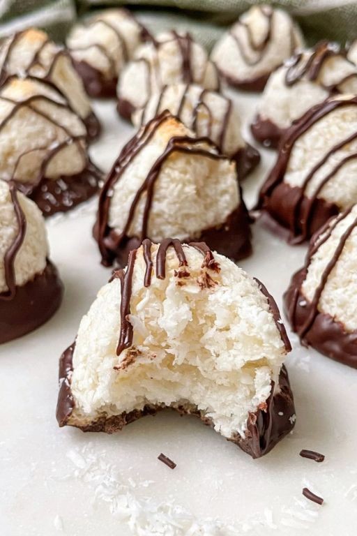 Speedy Coconut Macaroons