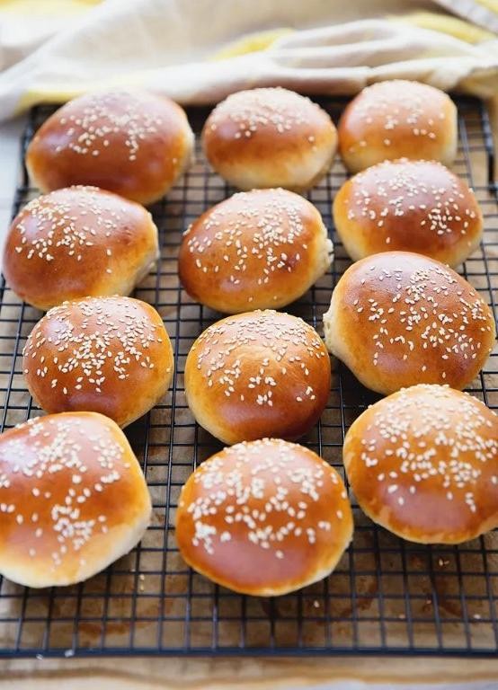 Spelt Flour Hamburger Buns