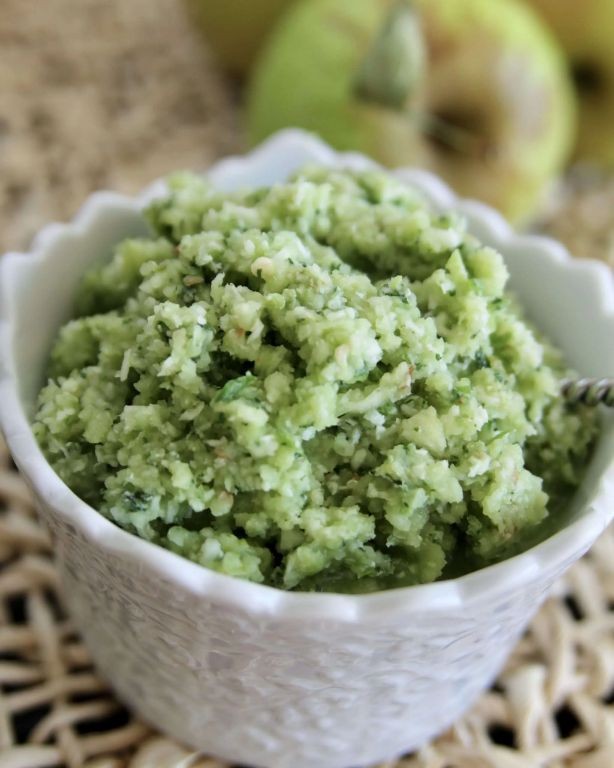Spiced Green Apple Chutney