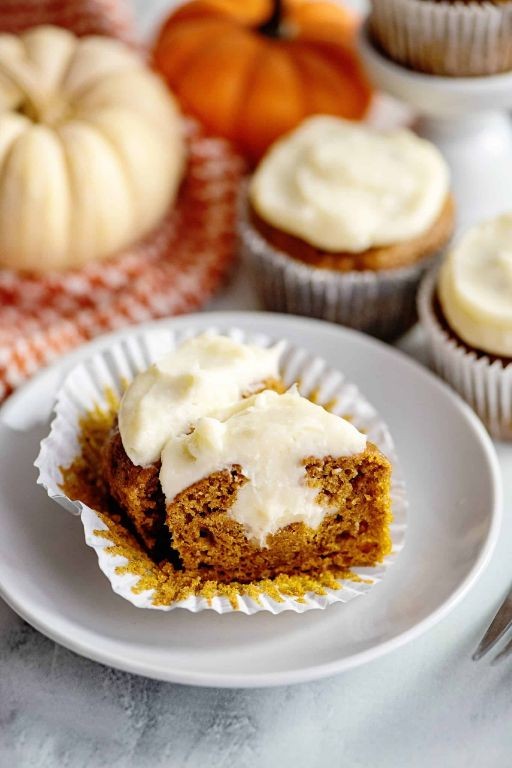 Spiced Pumpkin Cupcakes with Cream Cheese Frosting