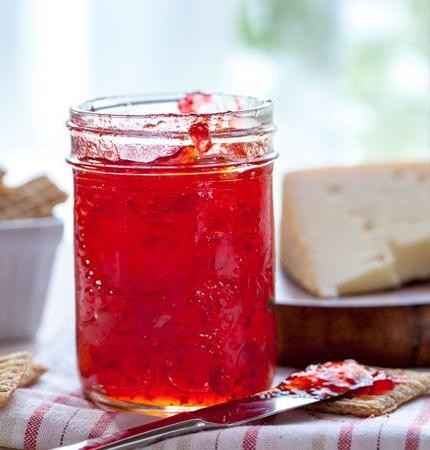 Spiced Red Currant Jelly with Cinnamon