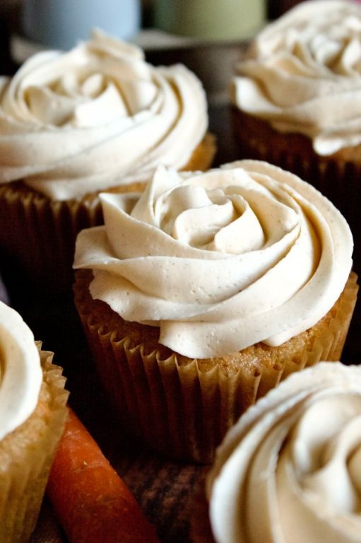 Spiced Whipped Vanilla Cinnamon Frosting