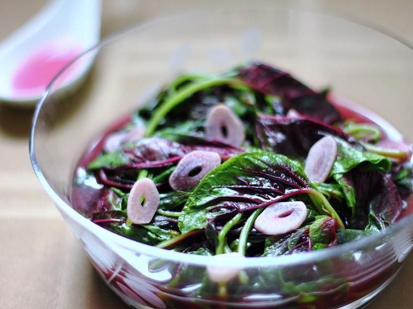 Spicy Amaranth Leaves Stir-Fry with Garlic