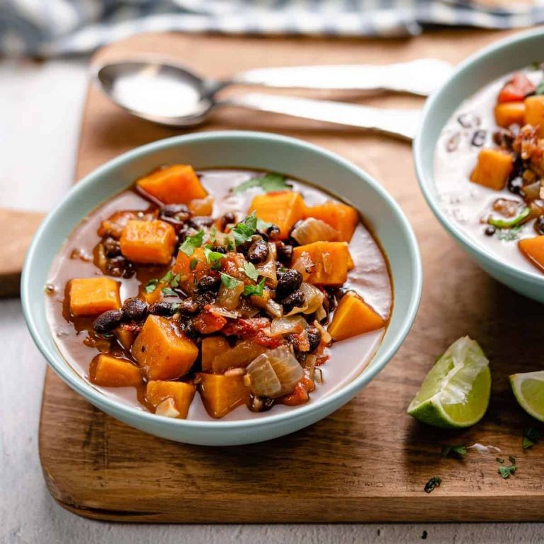 Spicy Black Bean and Sweet Potato Soup