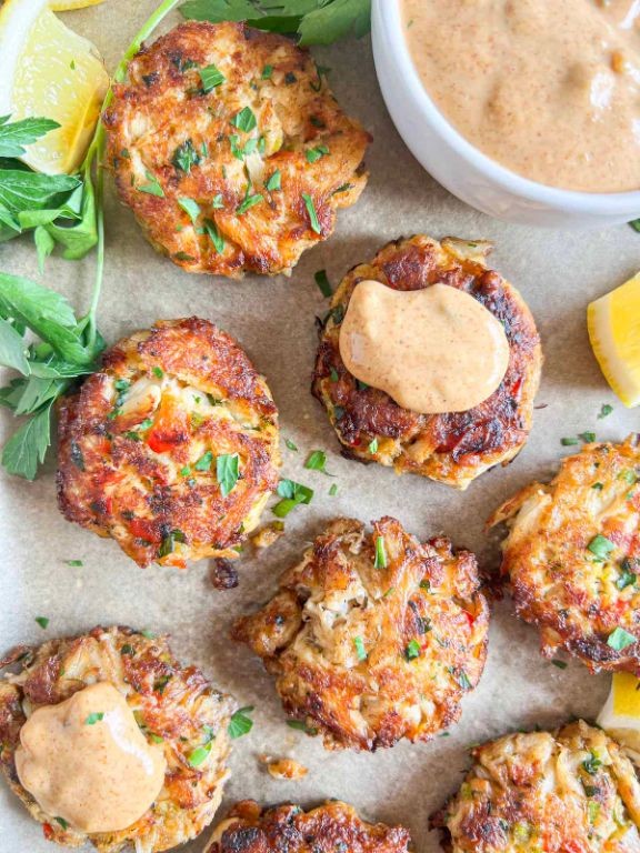 Spicy Blue Crab Cakes with Remoulade Sauce