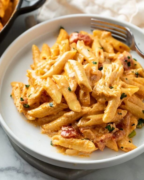 Spicy Buffalo Chicken and Noodles
