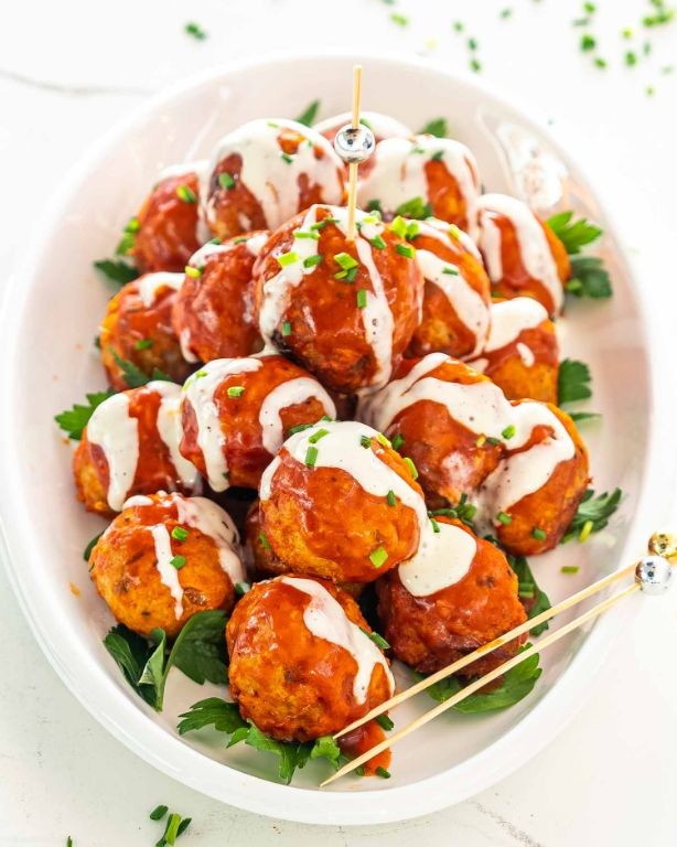 Spicy Buffalo Crock Pot Meatballs