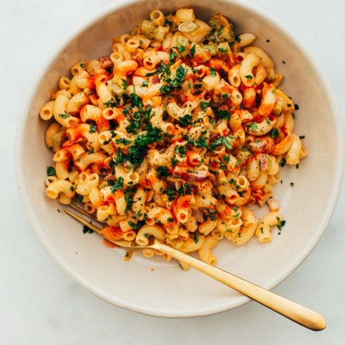 Spicy Buffalo Macaroni Salad