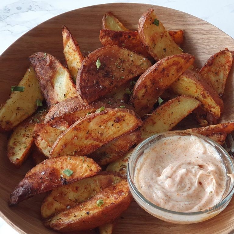 Spicy Cajun Mini Potato Wedges