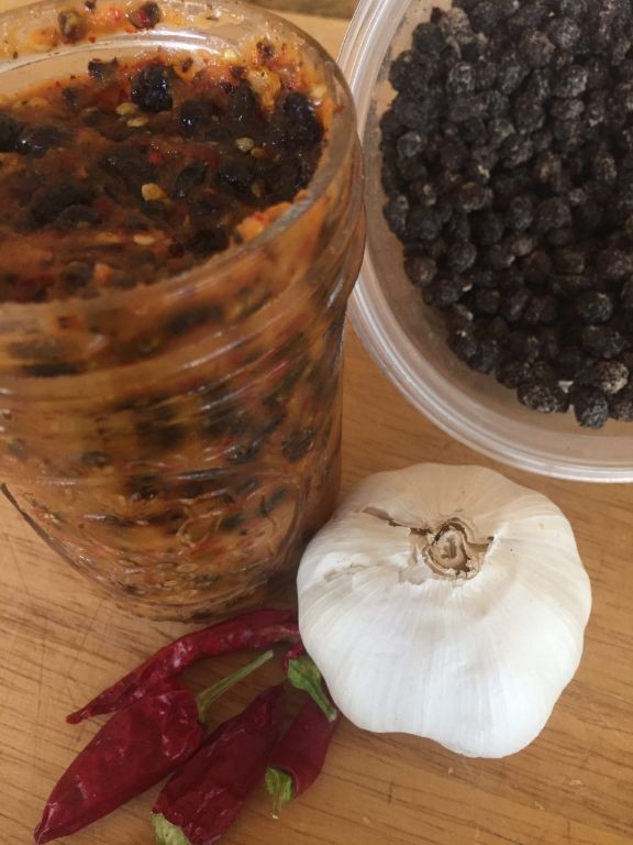 Spicy Garlic Black Bean Sauce