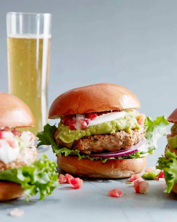 Spicy Jalapeño and Cheese Stuffed Chicken Burger
