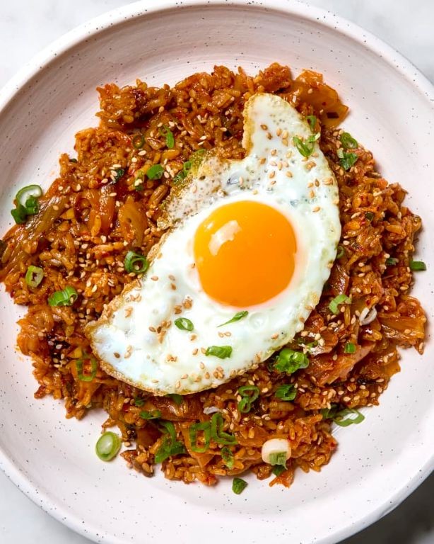 Spicy Kimchi Fried Rice with Cabbage