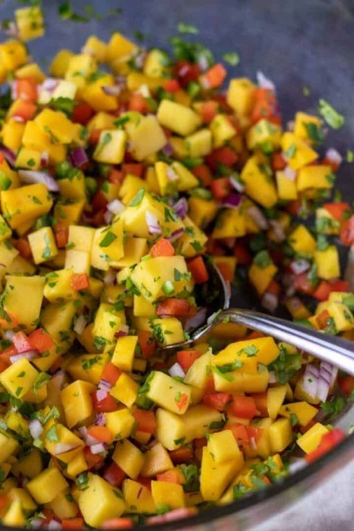 Spicy Mango Salsa Dip