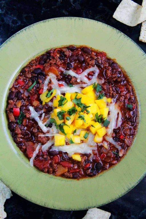 Spicy Mango and Black Bean Chili