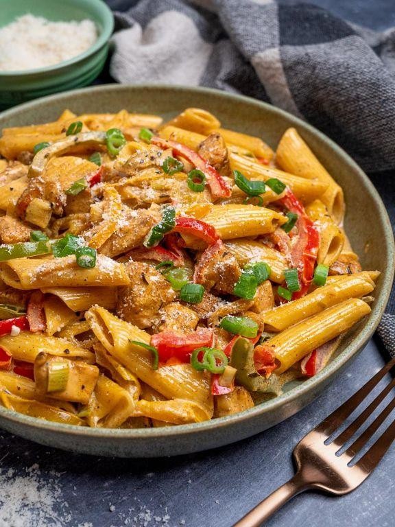 Spicy Mango and Chicken Rasta Pasta