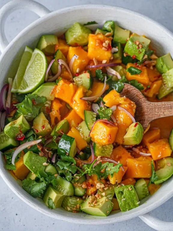 Spicy Mango and Lettuce Salad with Chili-Lime Dressing