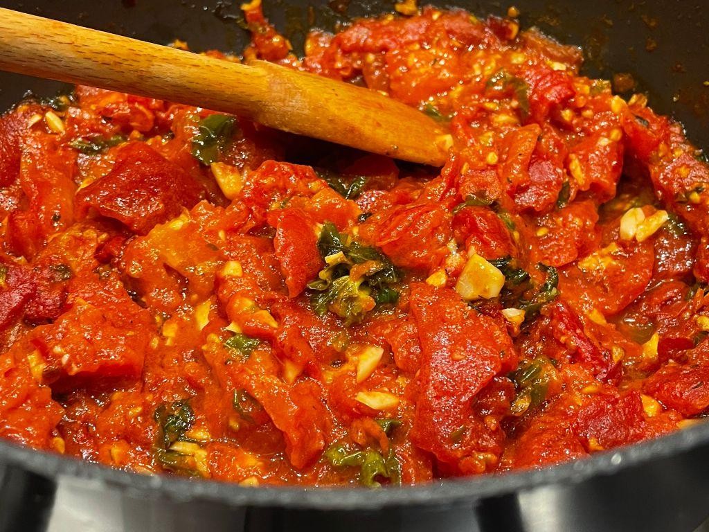 Spicy Roasted Tomato Red Sauce