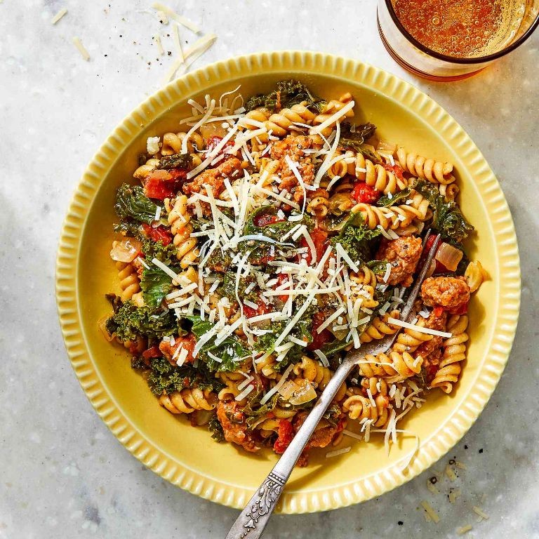 Spicy Sausage and Kale One Pot Pasta