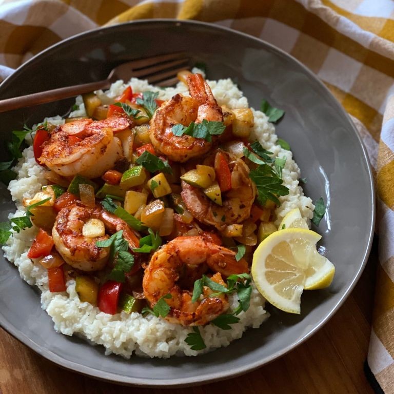 Spicy Shrimp and Cauliflower Grits