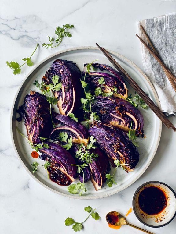Spicy Sriracha Honey Glazed Cabbage